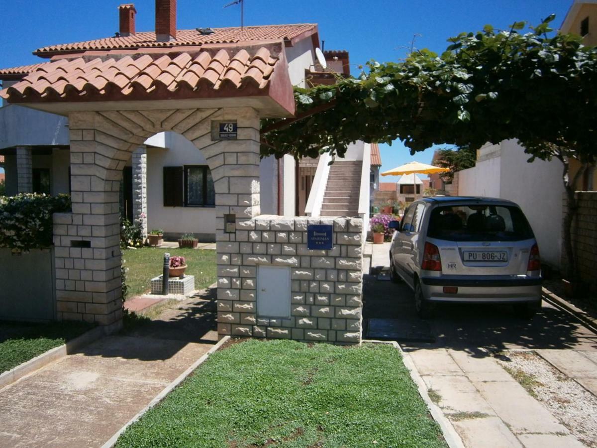Maya Apartment Banjole Exterior photo